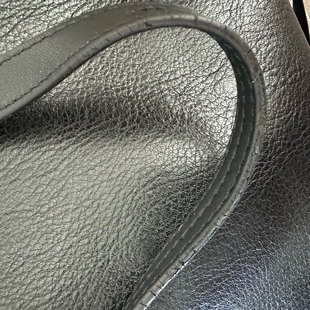 Chloe Black Leather Tote Bag - Picture 8 of 9